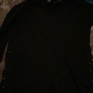 Black 3/4 sleeve sweatshirt